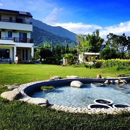 Remindful Homestay Гуаньшань Экстерьер фото